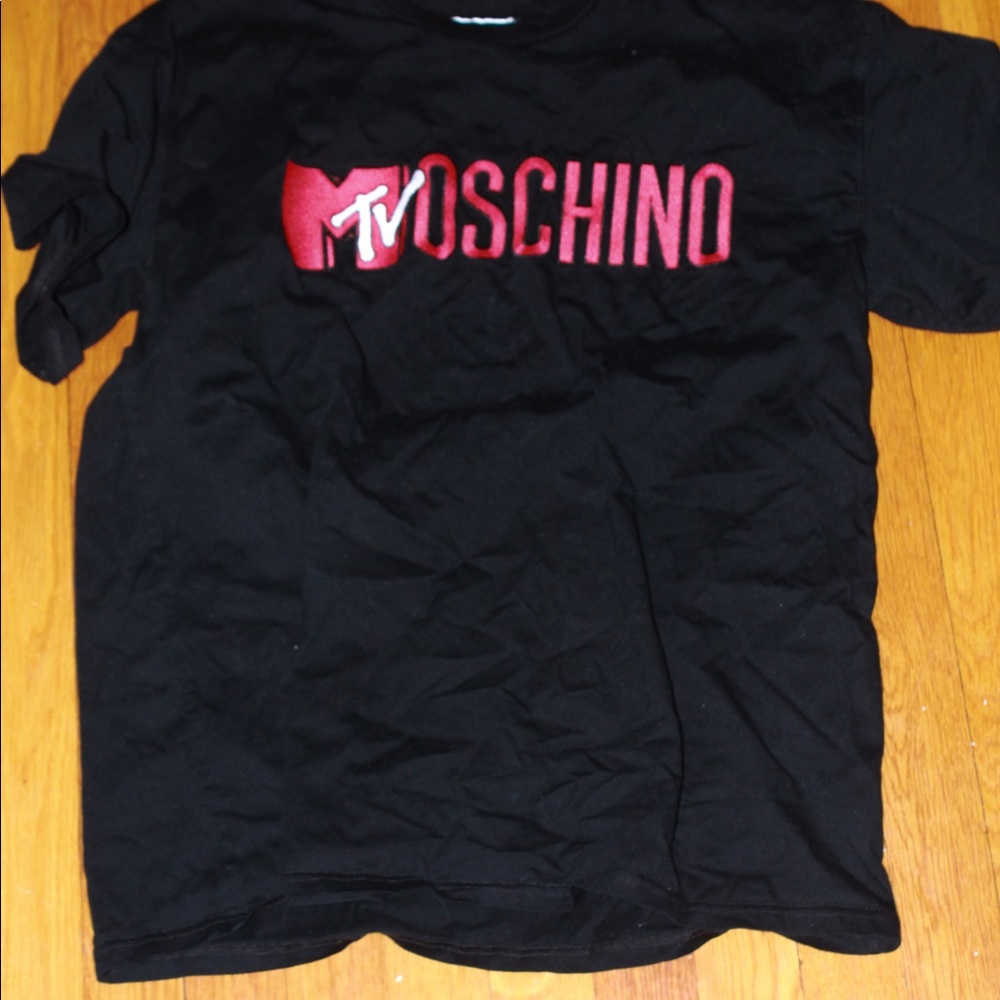 MUST GO ‼️ Donation Sale: Like new H&M X Moschino Tshirt. Read Description 👇